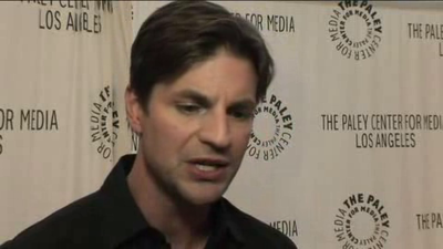 Hellcats-paleyfest-red-carpet-interview-part3-screencaps-sept-15th-2010-0337.png