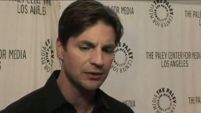 Hellcats-paleyfest-red-carpet-interview-part3-screencaps-sept-15th-2010-0338.png