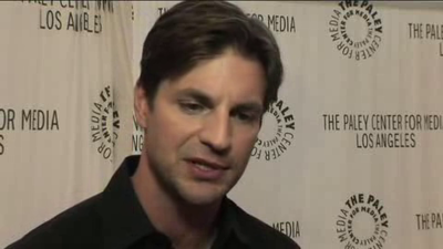 Hellcats-paleyfest-red-carpet-interview-part3-screencaps-sept-15th-2010-0355.png