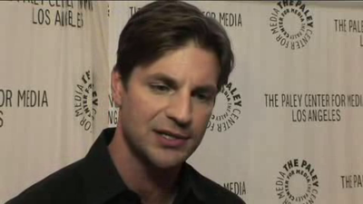 Hellcats-paleyfest-red-carpet-interview-part3-screencaps-sept-15th-2010-0356.png