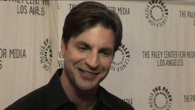 Hellcats-paleyfest-red-carpet-interview-part3-screencaps-sept-15th-2010-0359.png