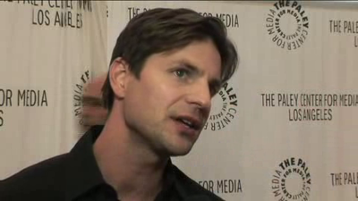 Hellcats-paleyfest-red-carpet-interview-part3-screencaps-sept-15th-2010-0371.png