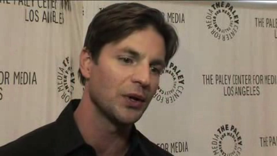 Hellcats-paleyfest-red-carpet-interview-part3-screencaps-sept-15th-2010-0390.png