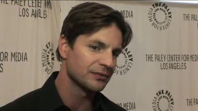 Hellcats-paleyfest-red-carpet-interview-part3-screencaps-sept-15th-2010-0404.png