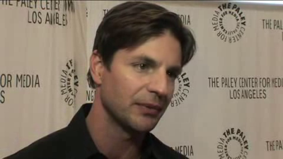 Hellcats-paleyfest-red-carpet-interview-part3-screencaps-sept-15th-2010-0411.png