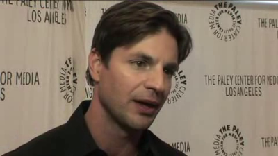 Hellcats-paleyfest-red-carpet-interview-part3-screencaps-sept-15th-2010-0412.png