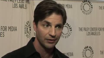 Hellcats-paleyfest-red-carpet-interview-part3-screencaps-sept-15th-2010-0468.png