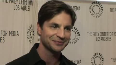 Hellcats-paleyfest-red-carpet-interview-part3-screencaps-sept-15th-2010-0497.png