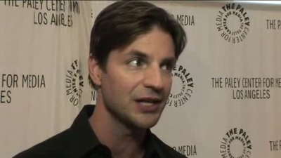 Hellcats-paleyfest-red-carpet-interview-part3-screencaps-sept-15th-2010-0500.png