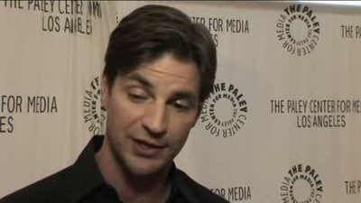 Hellcats-paleyfest-red-carpet-interview-part3-screencaps-sept-15th-2010-0525.png