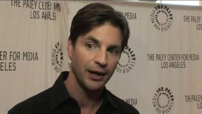 Hellcats-paleyfest-red-carpet-interview-part3-screencaps-sept-15th-2010-0544.png