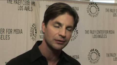 Hellcats-paleyfest-red-carpet-interview-part3-screencaps-sept-15th-2010-0567.png