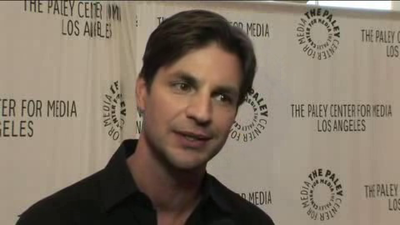 Hellcats-paleyfest-red-carpet-interview-part3-screencaps-sept-15th-2010-0576.png