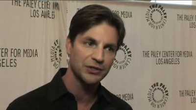 Hellcats-paleyfest-red-carpet-interview-part3-screencaps-sept-15th-2010-0590.png