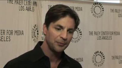 Hellcats-paleyfest-red-carpet-interview-part3-screencaps-sept-15th-2010-0616.png