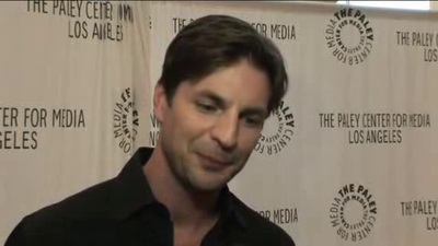 Hellcats-paleyfest-red-carpet-interview-part3-screencaps-sept-15th-2010-0619.png