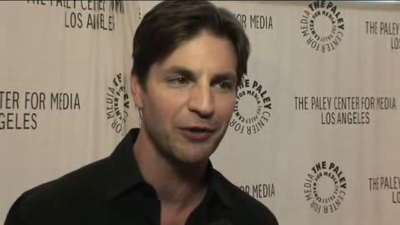 Hellcats-paleyfest-red-carpet-interview-part3-screencaps-sept-15th-2010-0639.png