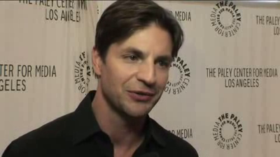 Hellcats-paleyfest-red-carpet-interview-part3-screencaps-sept-15th-2010-0657.png