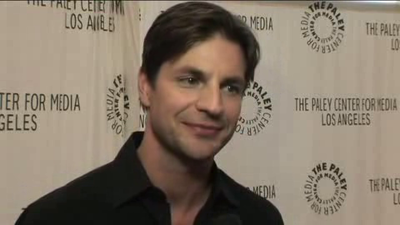 Hellcats-paleyfest-red-carpet-interview-part3-screencaps-sept-15th-2010-0666.png