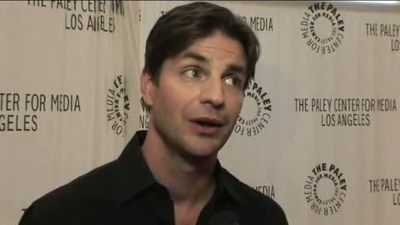 Hellcats-paleyfest-red-carpet-interview-part3-screencaps-sept-15th-2010-0677.png