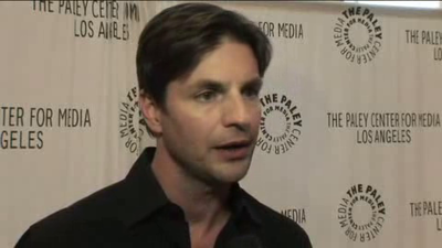 Hellcats-paleyfest-red-carpet-interview-part3-screencaps-sept-15th-2010-0736.png