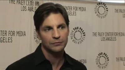 Hellcats-paleyfest-red-carpet-interview-part3-screencaps-sept-15th-2010-0757.png