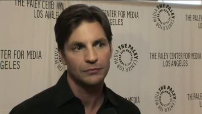 Hellcats-paleyfest-red-carpet-interview-part3-screencaps-sept-15th-2010-0758.png