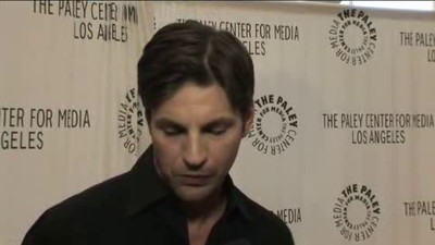 Hellcats-paleyfest-red-carpet-interview-part3-screencaps-sept-15th-2010-0765.png