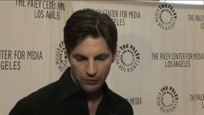 Hellcats-paleyfest-red-carpet-interview-part3-screencaps-sept-15th-2010-0766.png