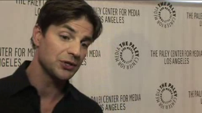 Hellcats-paleyfest-red-carpet-interview-part3-screencaps-sept-15th-2010-0771.png