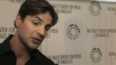 Hellcats-paleyfest-red-carpet-interview-part3-screencaps-sept-15th-2010-0772.png