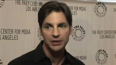 Hellcats-paleyfest-red-carpet-interview-part3-screencaps-sept-15th-2010-0793.png