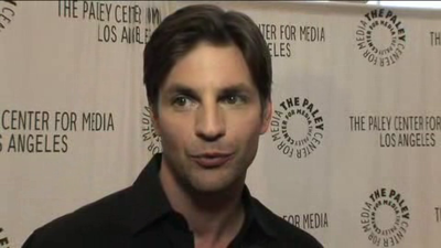 Hellcats-paleyfest-red-carpet-interview-part3-screencaps-sept-15th-2010-0798.png