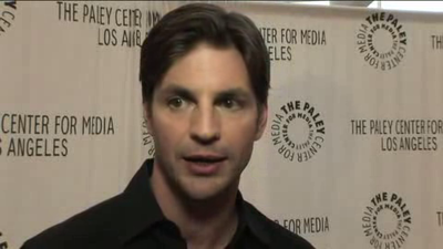 Hellcats-paleyfest-red-carpet-interview-part3-screencaps-sept-15th-2010-0821.png