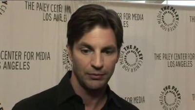 Hellcats-paleyfest-red-carpet-interview-part3-screencaps-sept-15th-2010-0870.png