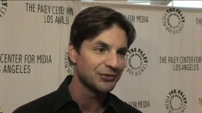 Hellcats-paleyfest-red-carpet-interview-part3-screencaps-sept-15th-2010-0910.png