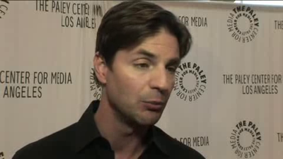 Hellcats-paleyfest-red-carpet-interview-part3-screencaps-sept-15th-2010-0930.png