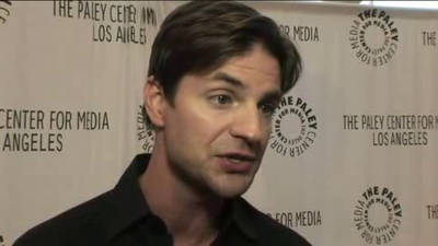 Hellcats-paleyfest-red-carpet-interview-part3-screencaps-sept-15th-2010-0951.png