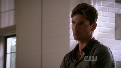 Hellcats-1x03-screencaps-00139.png