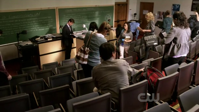 Hellcats-1x05-screencaps-0008.png