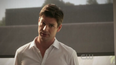 Hellcats-1x06-screencaps-0069.png