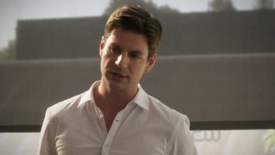 Hellcats-1x06-screencaps-0192.png