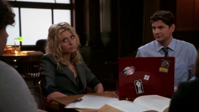 Hellcats-1x15-screencaps-0162.png