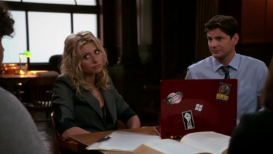 Hellcats-1x15-screencaps-0164.png