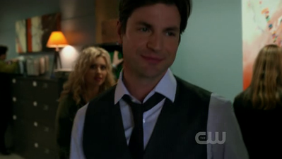 Hellcats-1x19-screencaps-0124.png