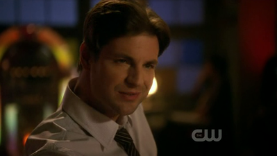 Hellcats-1x19-screencaps-0533.png