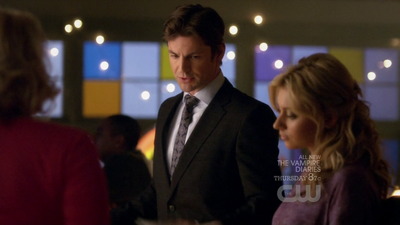 Hellcats-1x20-screencaps-0076.png