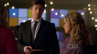 Hellcats-1x20-screencaps-0139.png