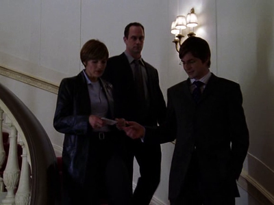 Law-and-order-svu-4x24-screencaps-0122.png