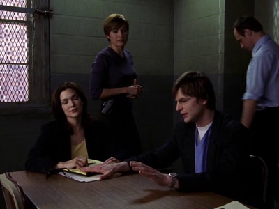 Law-and-order-svu-4x24-screencaps-0342.png